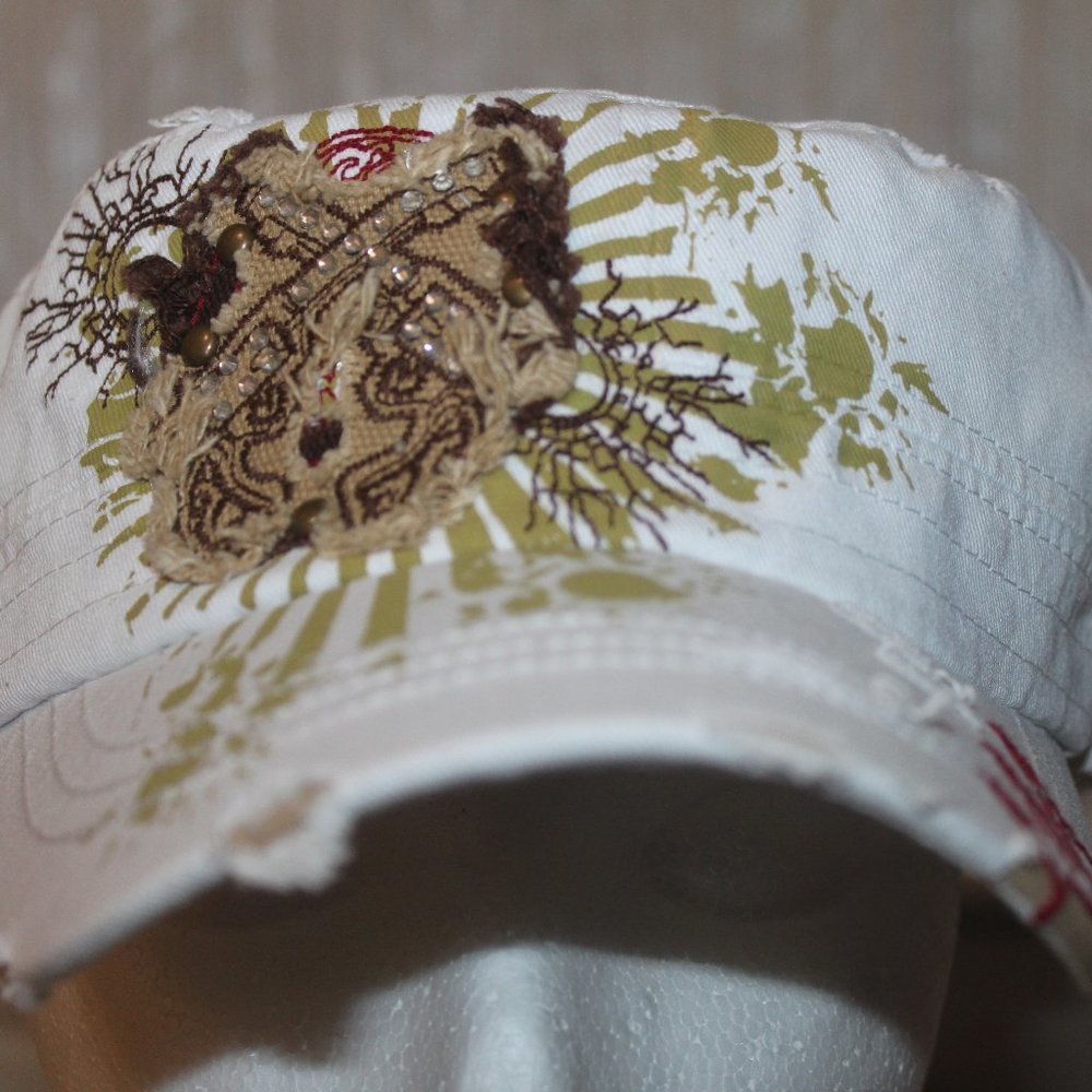 Wtags:  Western Gold & Brown Guns Cap